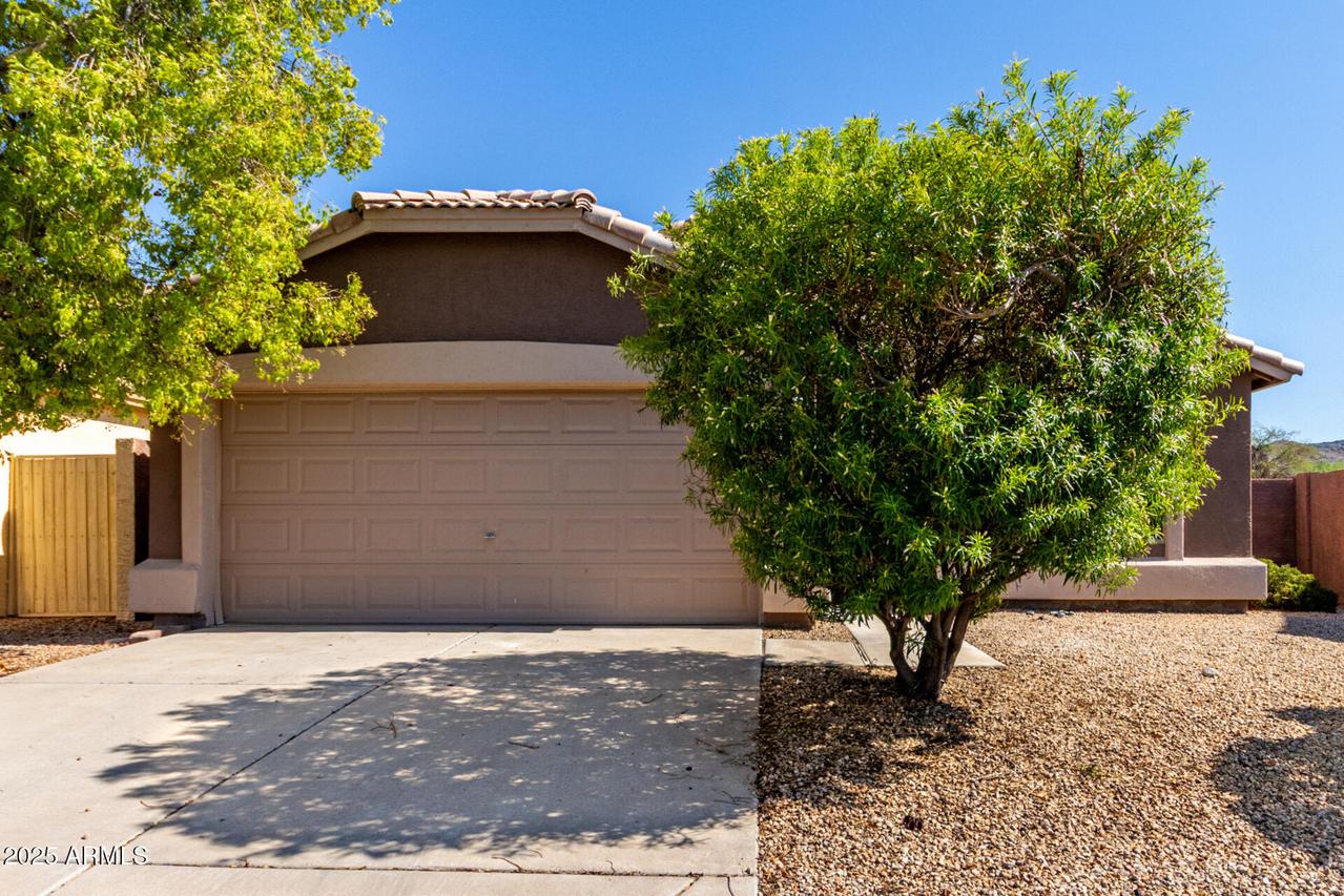 2605 E Gary Way, Phoenix, AZ 85042