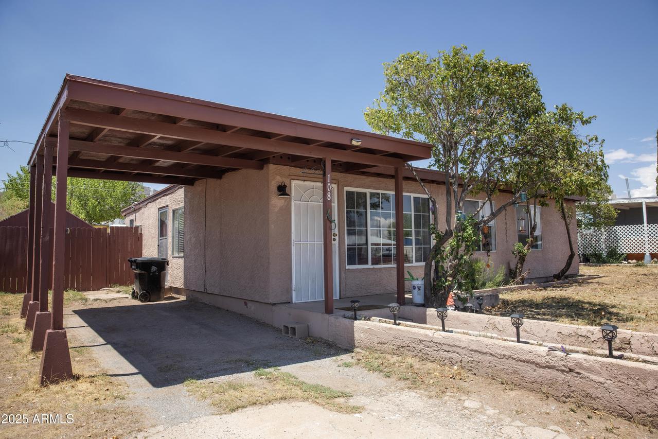 108 Graham Dr., Bisbee, AZ 85603