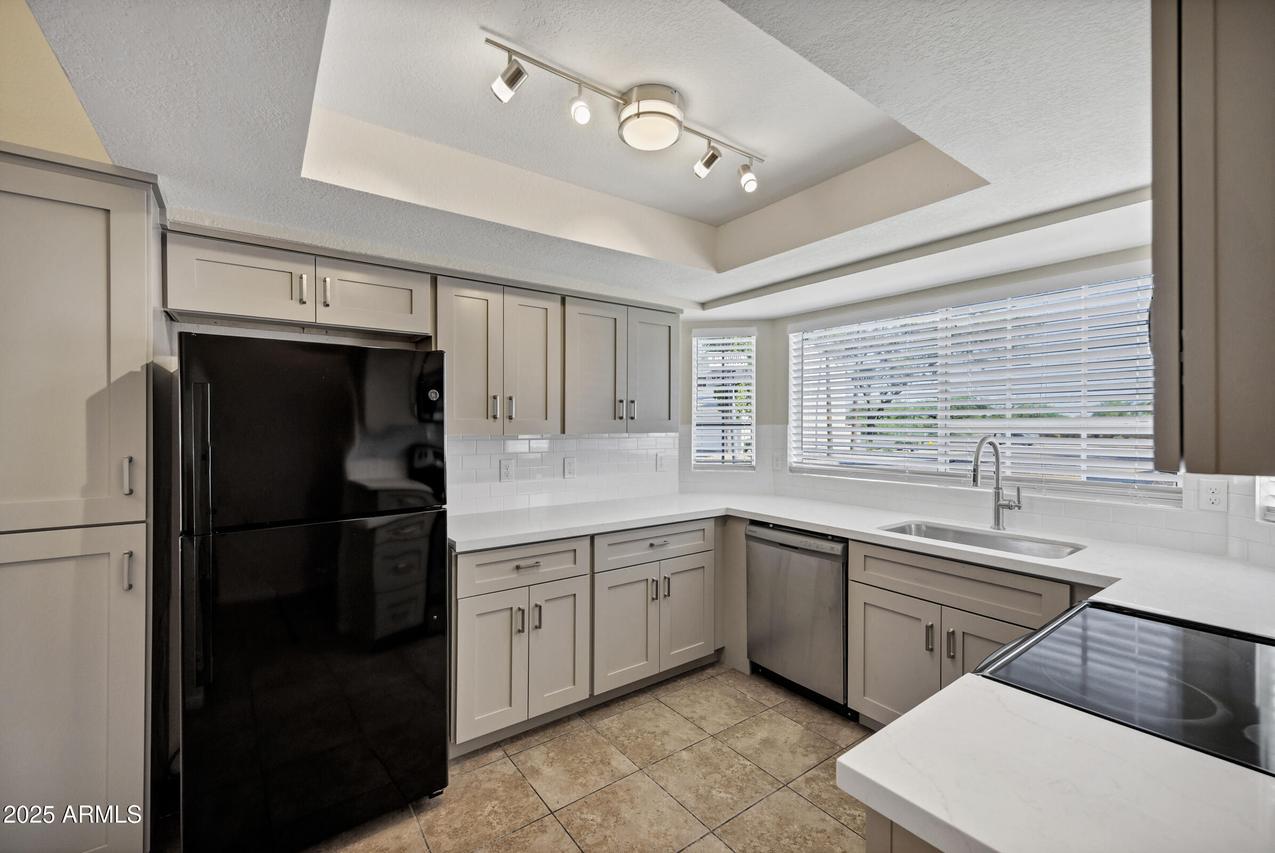 416 W Renee Dr., Phoenix, AZ 85027