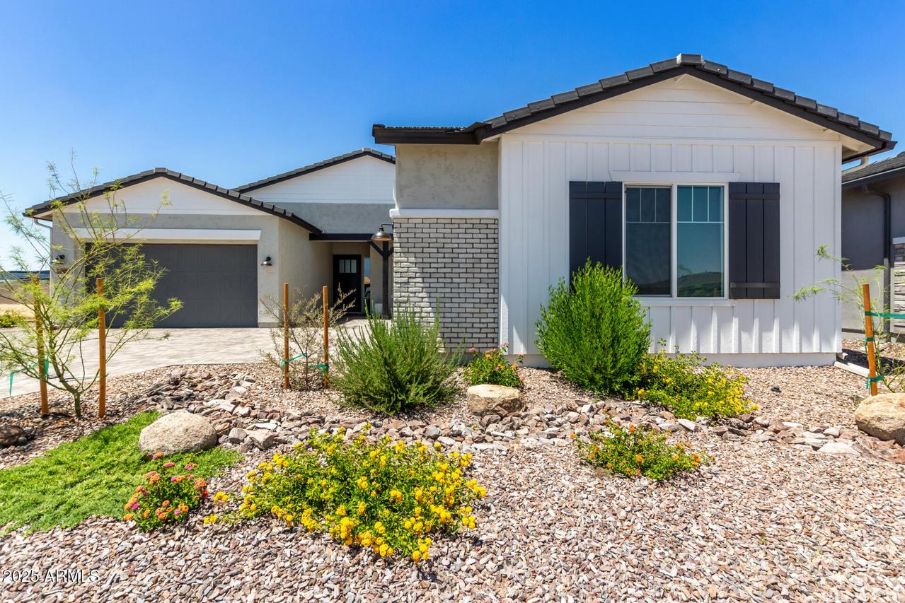 13668 W Hackamore Dr., Peoria, AZ 85383