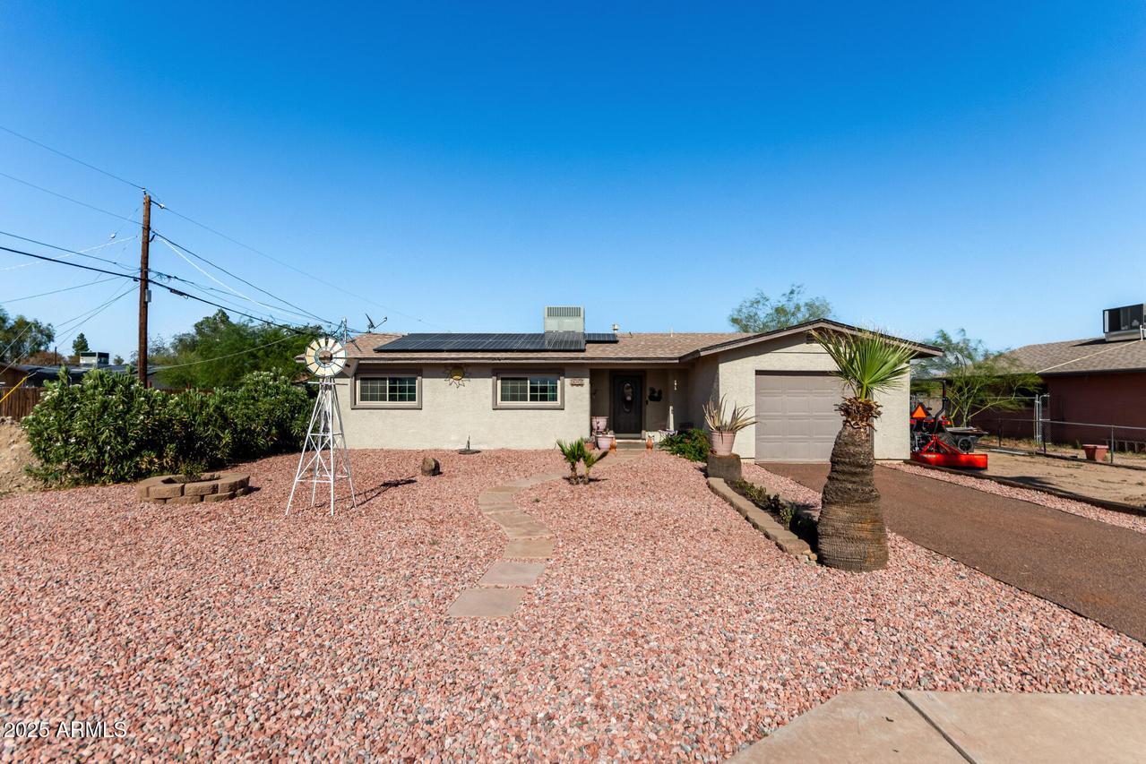 305 4th Ave., Buckeye, AZ 85326