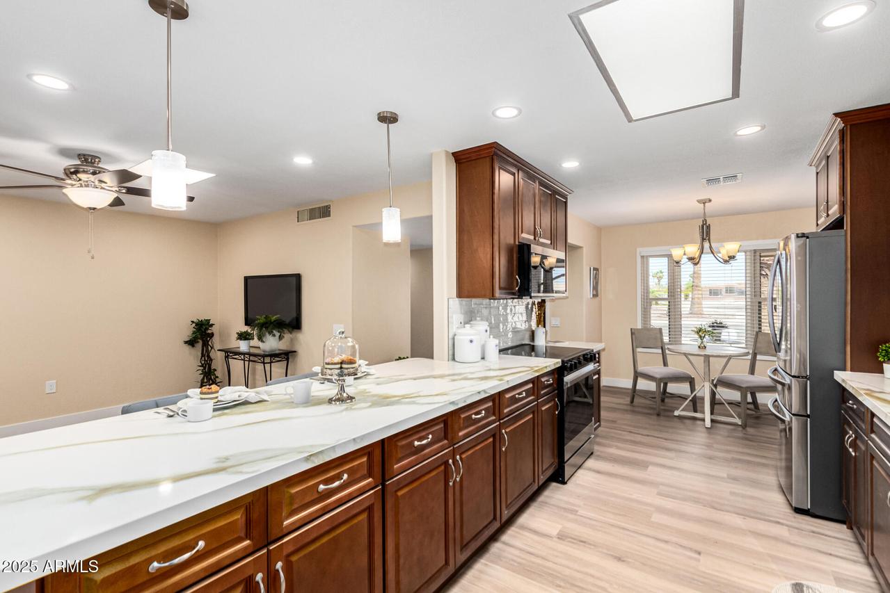 9527 W Cedar Hill Cir., Sun City, AZ 85351