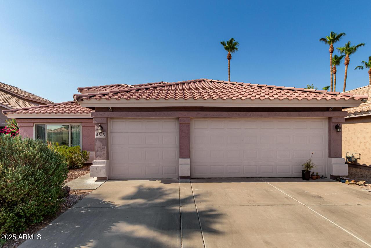 4618 E South Fork Dr., Phoenix, AZ 85044