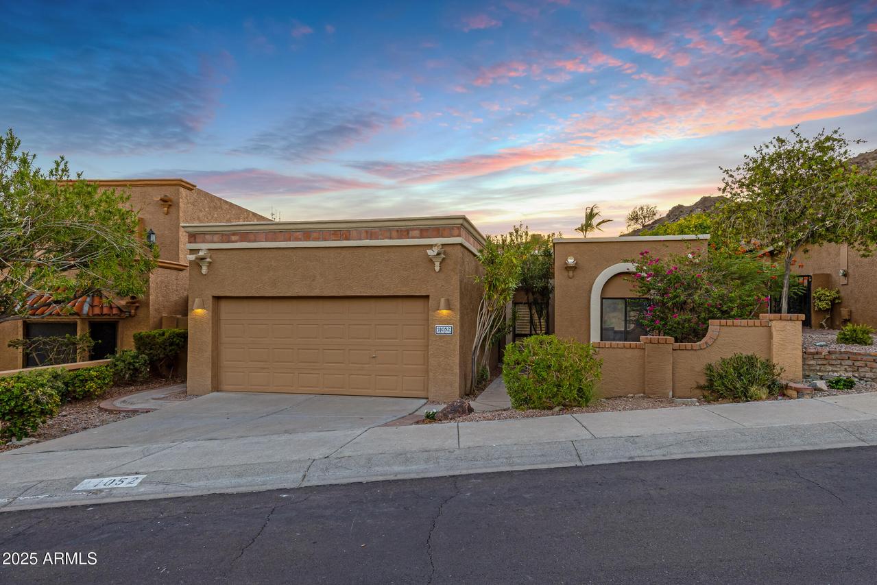 11052 N 10th Pl., Phoenix, AZ 85020
