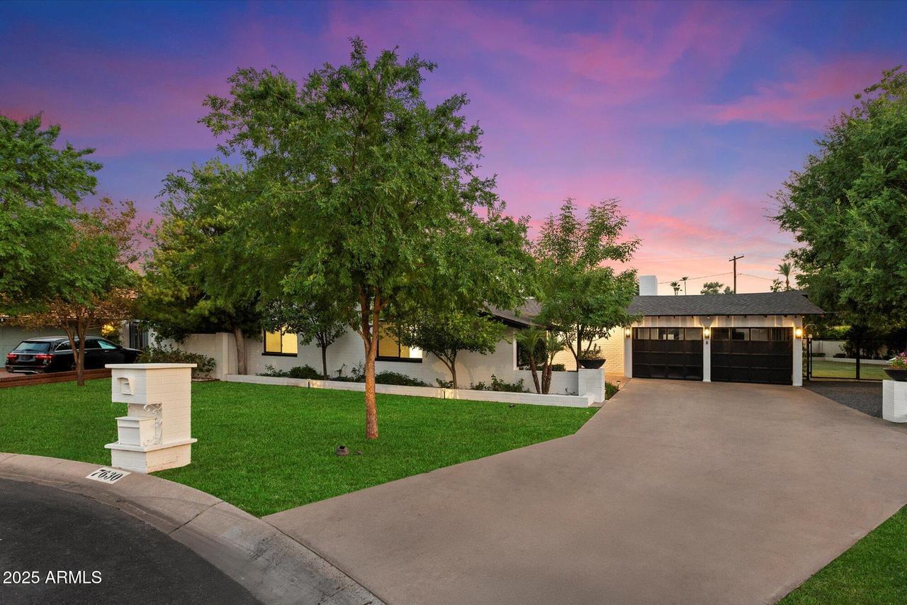 7630 N 4th Ave., Phoenix, AZ 85021