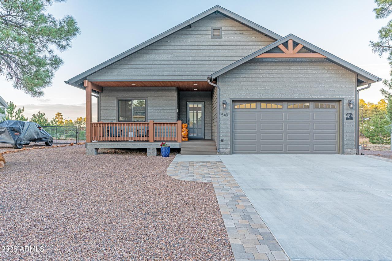 540 S Mountain Pines Ave., Show Low, AZ 85901