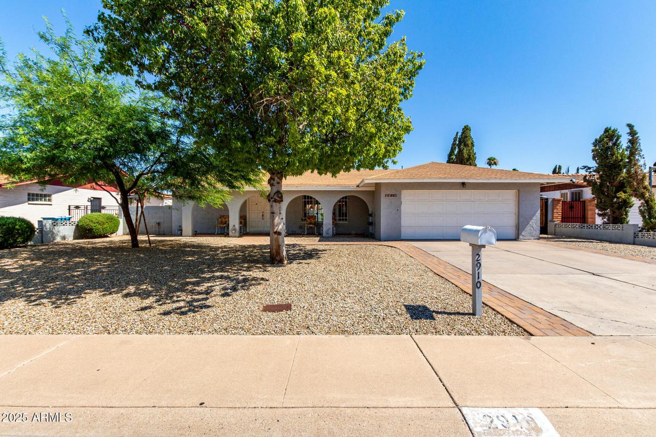 2910 W Cactus Wren Dr., Phoenix, AZ 85051