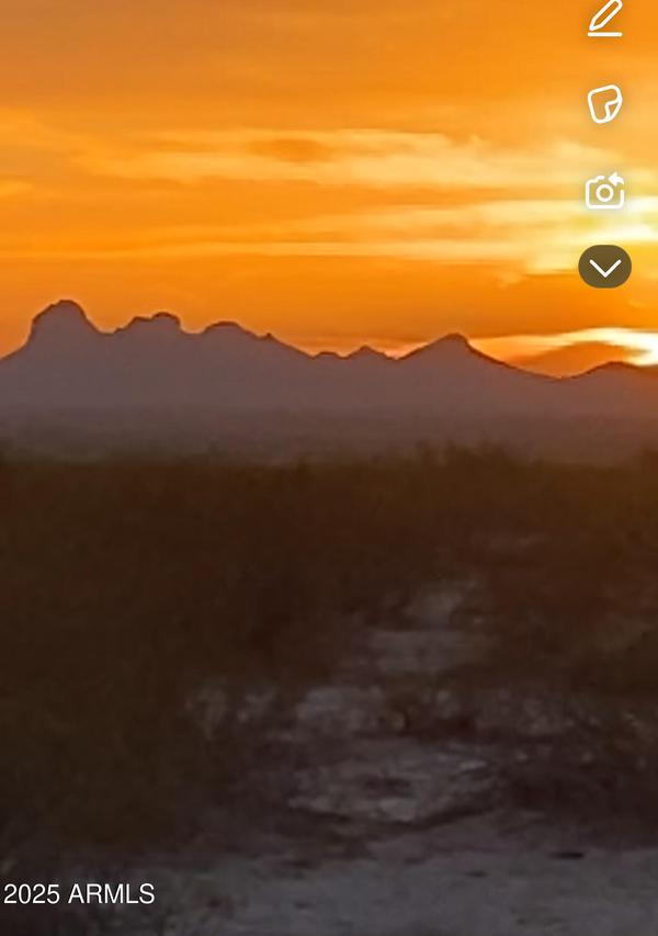 000 41e #-, Bouse, AZ 85325