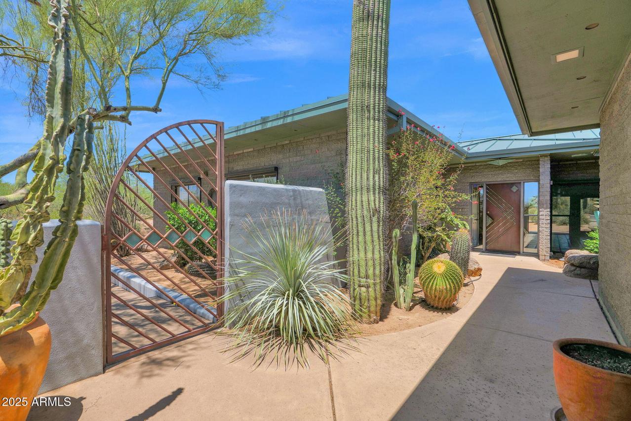 27825 N 42nd St., Cave Creek, AZ 85331