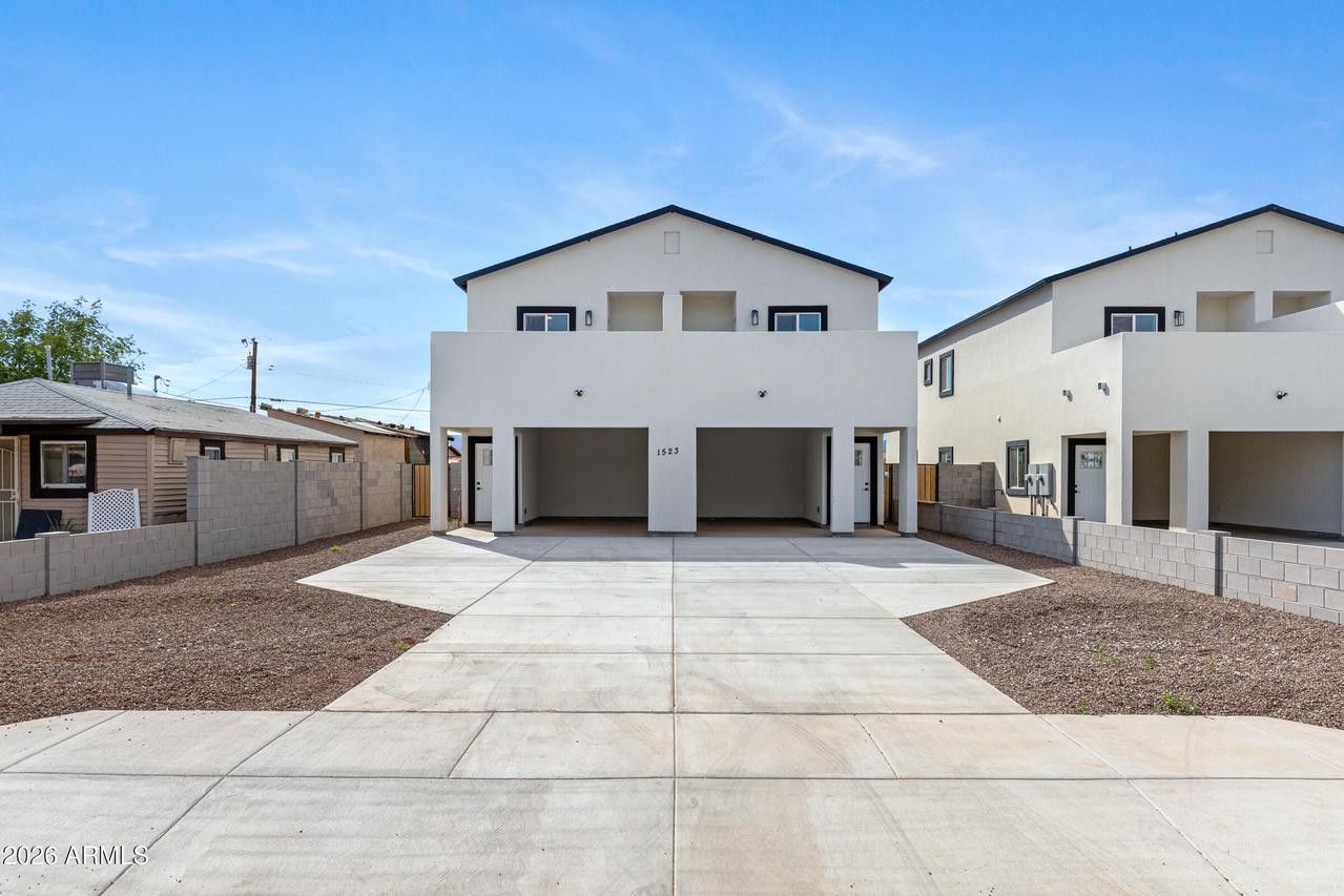 1523 W Hadley St., Phoenix, AZ 85007