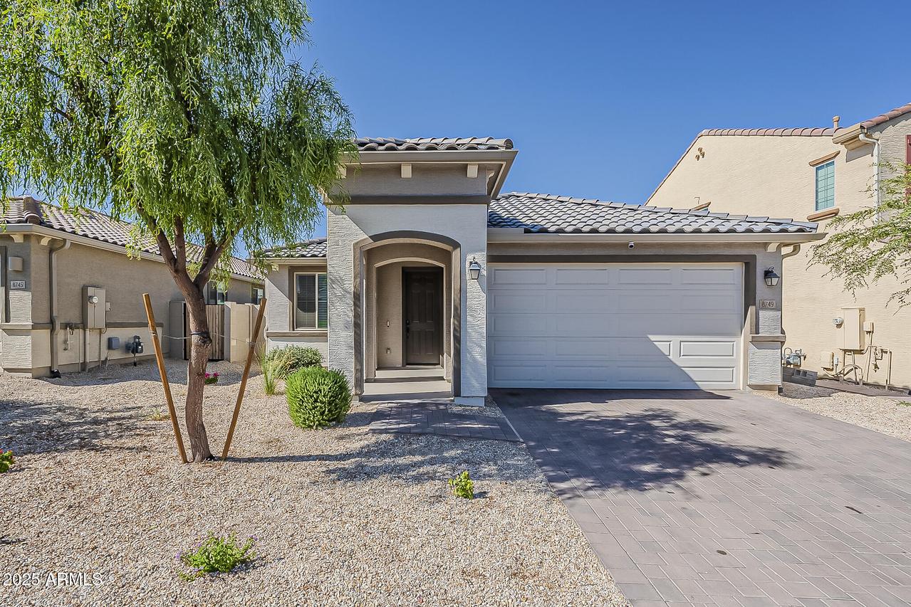 8749 W San Miguel Ave., Glendale, AZ 85305