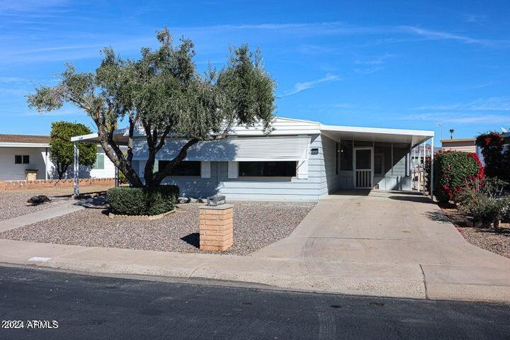 2227 N Nicklaus Dr., Mesa, AZ 85215