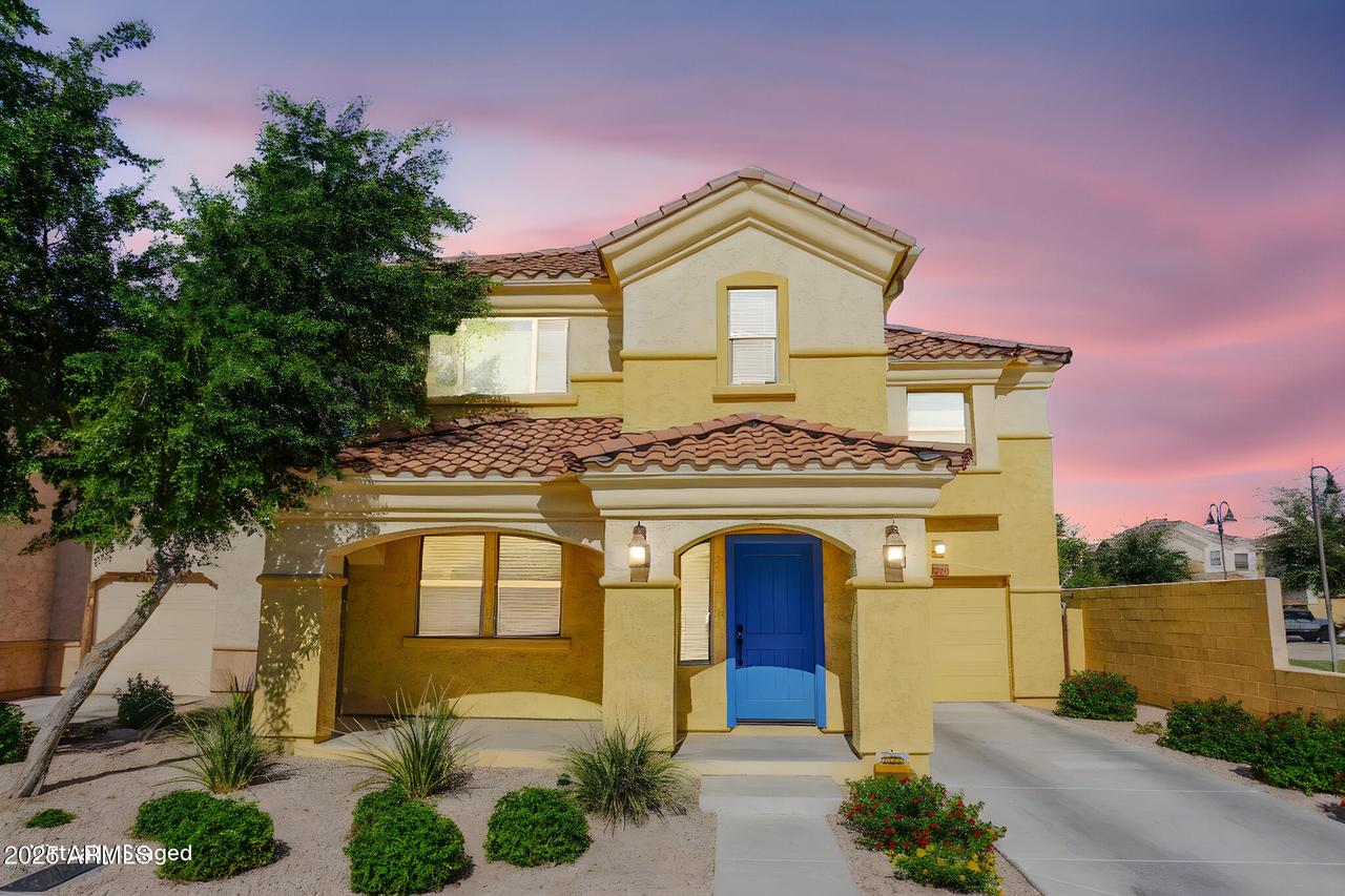 1427 S Terrace Rd., Tempe, AZ 85281