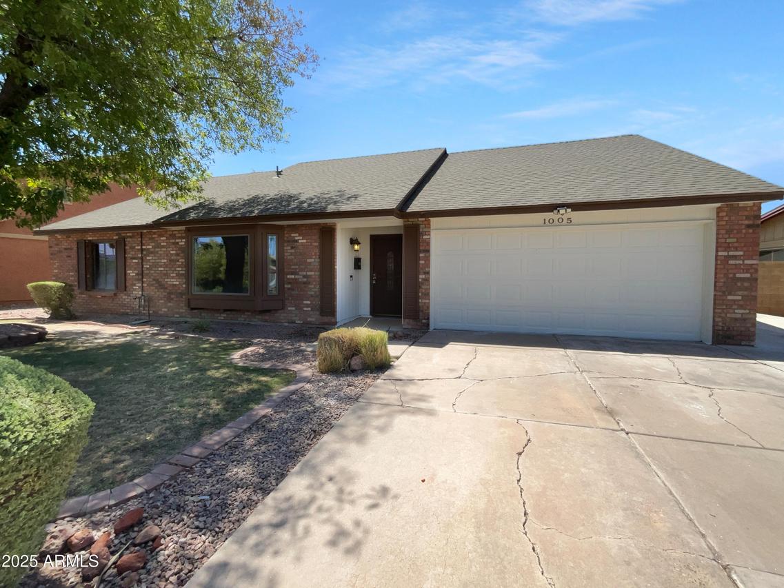 1005 W Madero Ave., Mesa, AZ 85210