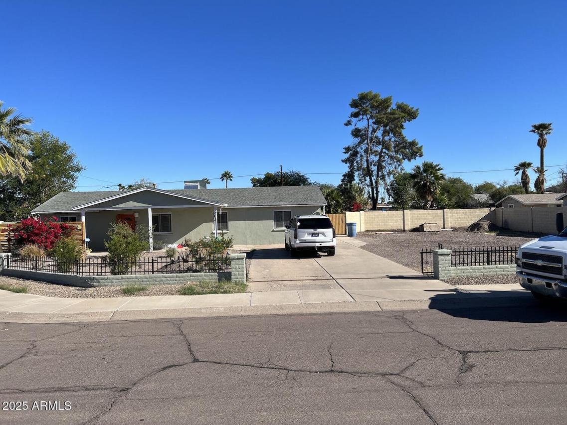 1305 N Frances St., Tempe, AZ 85288