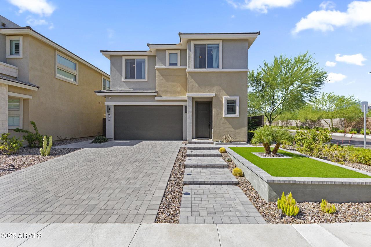 3556 E Tina Dr., Phoenix, AZ 85050