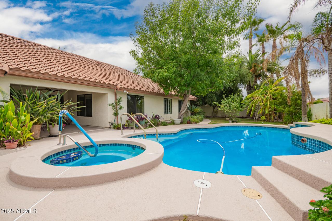 4054 E Grandview St., Mesa, AZ 85205