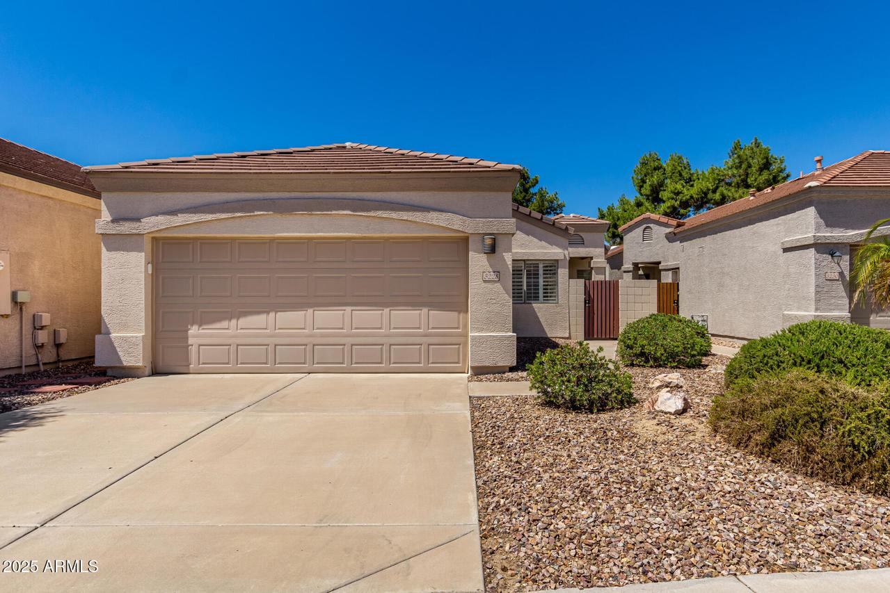 3228 E Fremont Rd., Phoenix, AZ 85042