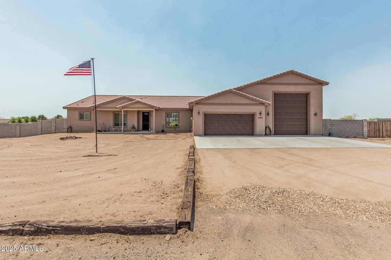 29409 N 207th Ave., Wittmann, AZ 85361
