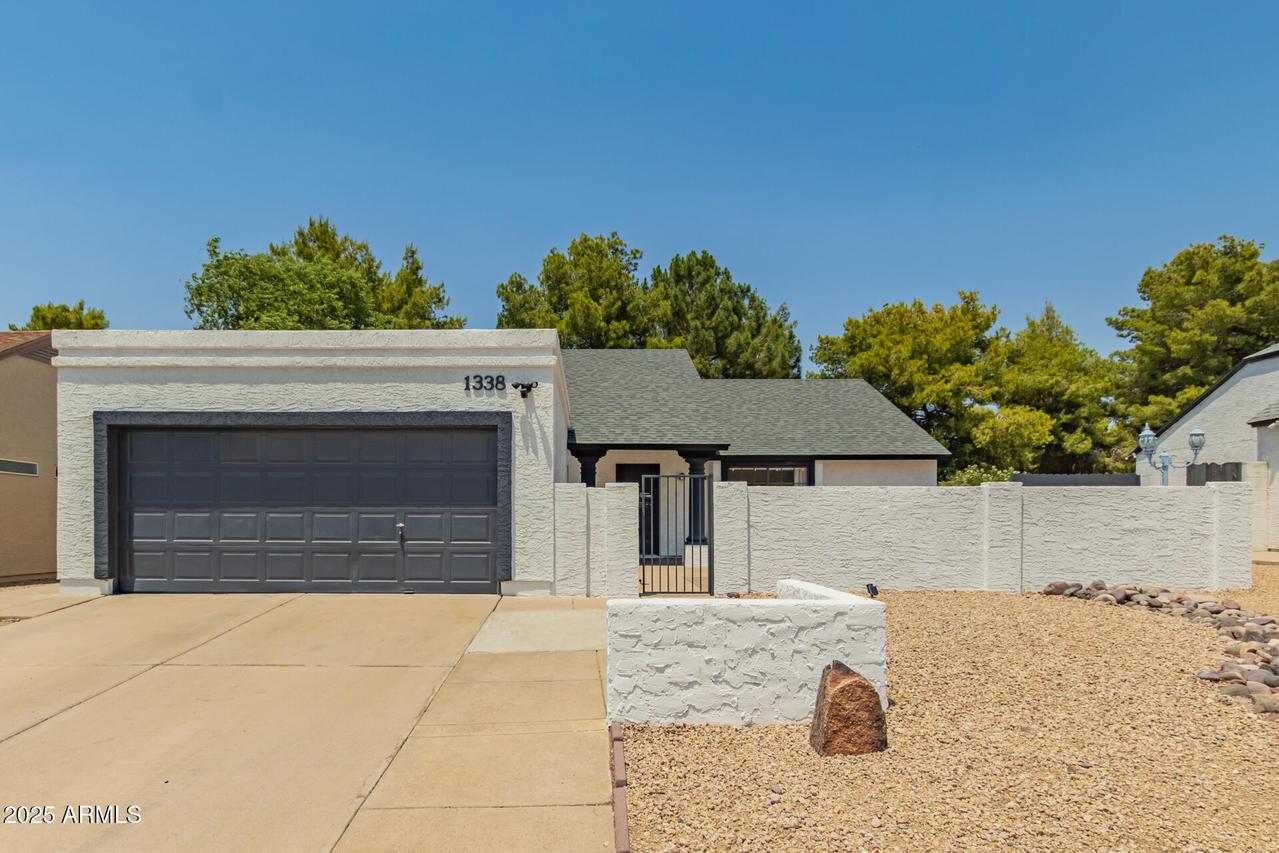 1338 E Tonto Ln., Phoenix, AZ 85024