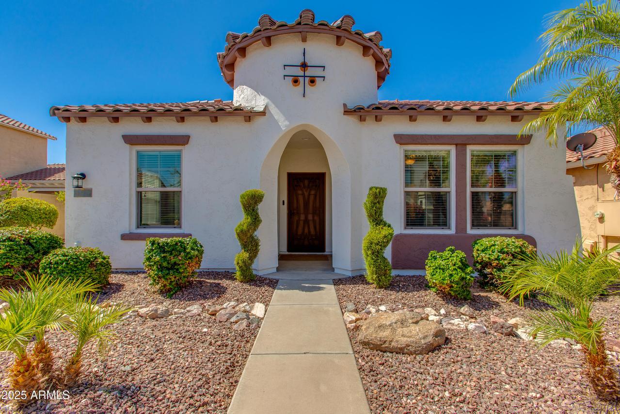 7727 E Butte St., Mesa, AZ 85207