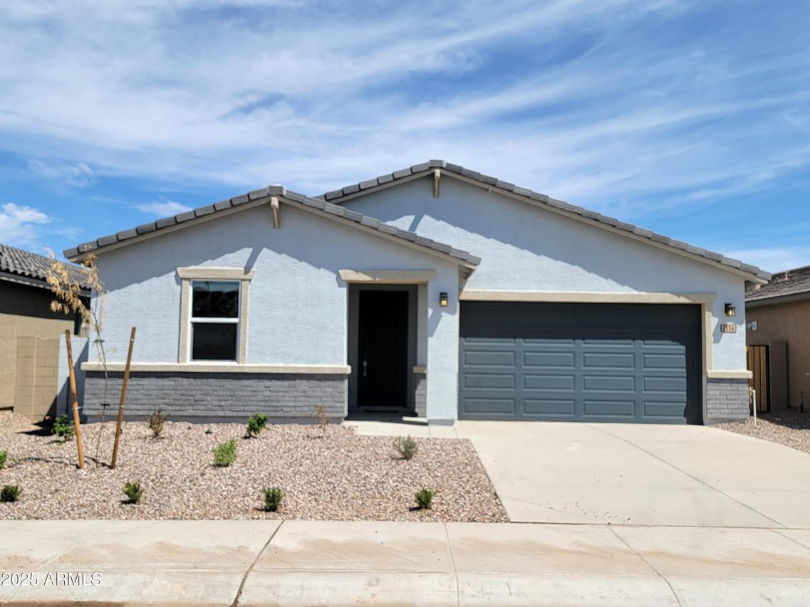 2554 E Grenache Rd., San Tan Valley, AZ 85143
