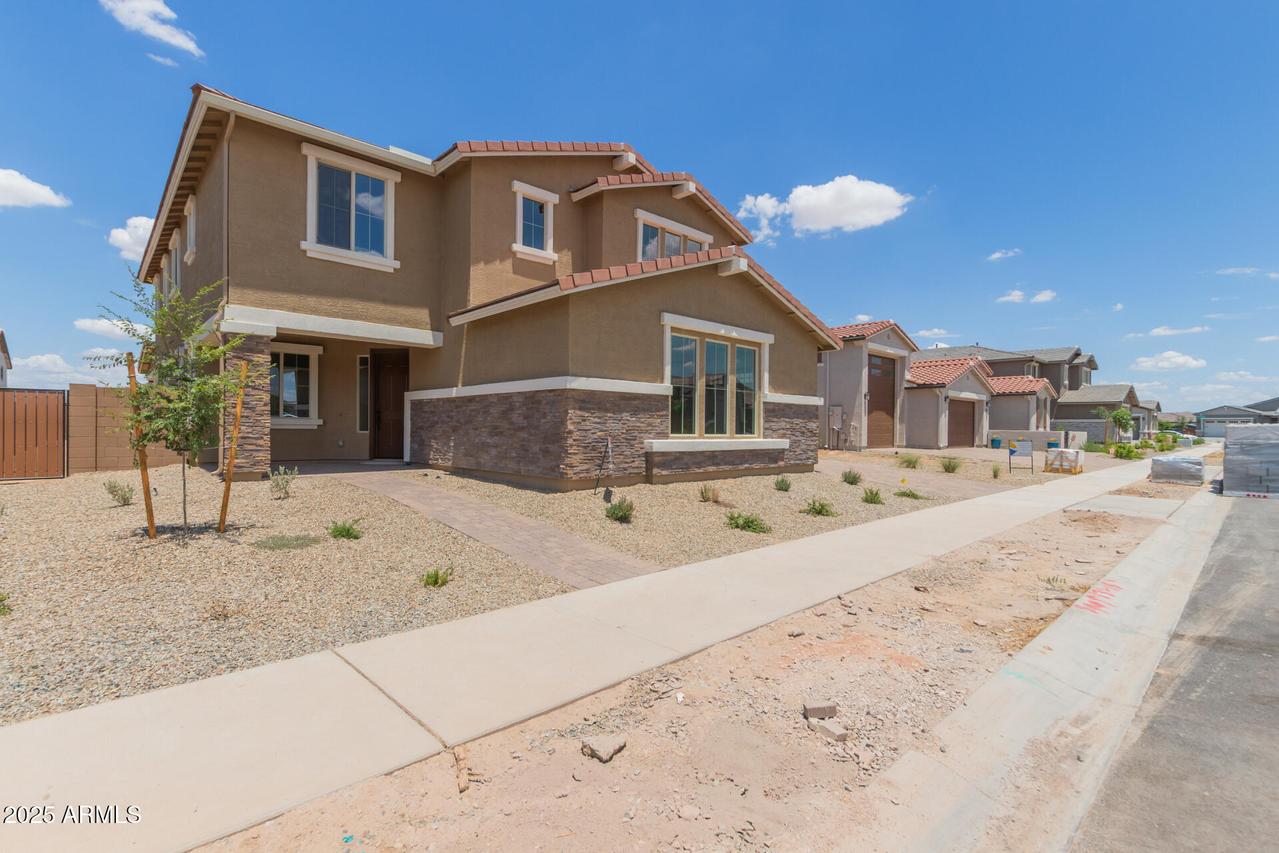 21726 E Saddle Way, Queen Creek, AZ 85142