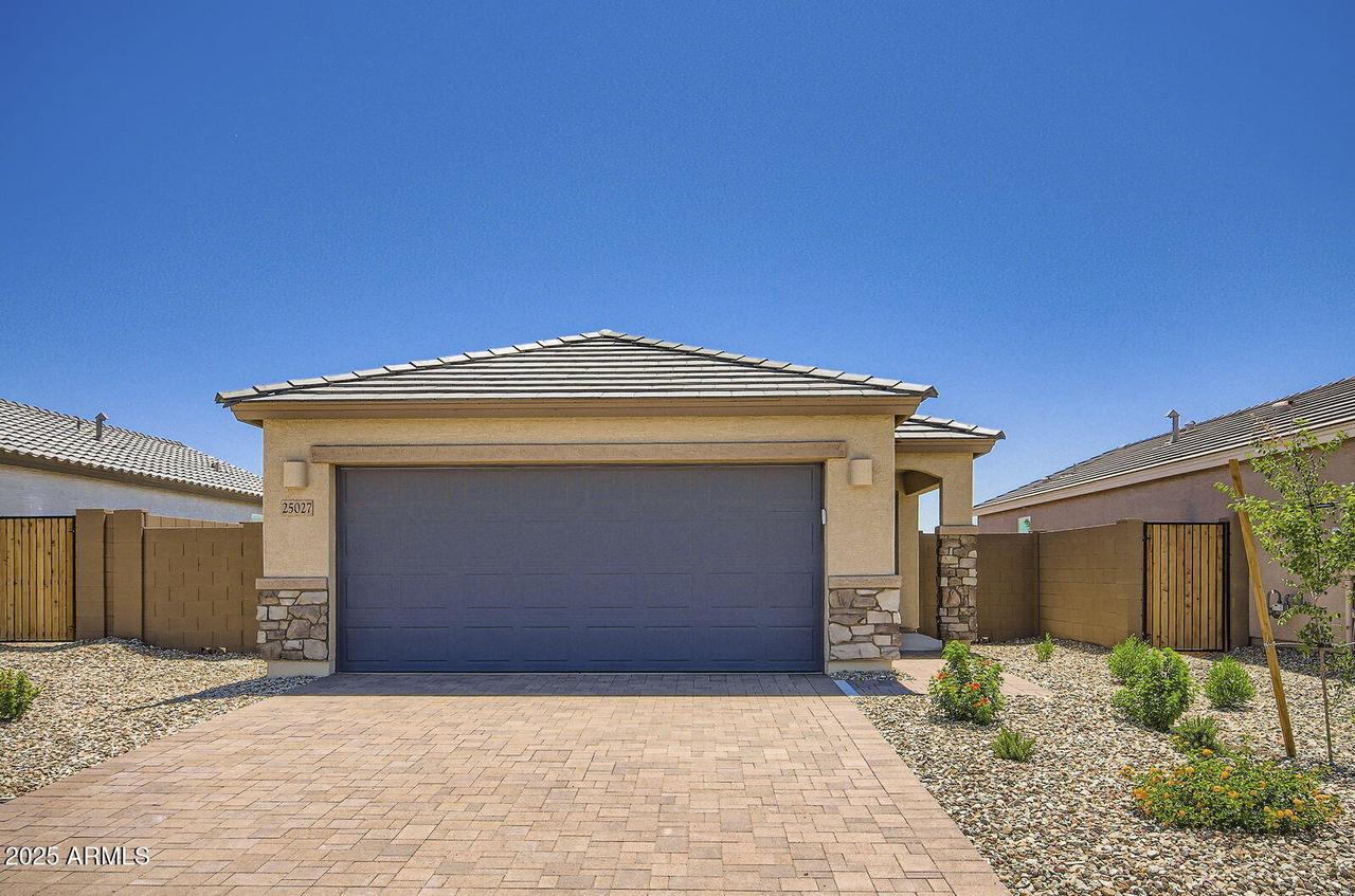 25027 N 174th Ln., Surprise, AZ 85387