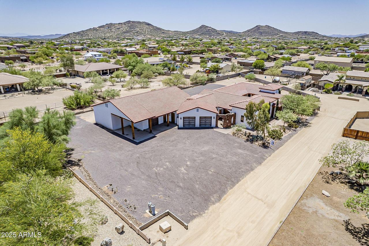2329 W Speer Tr., Phoenix, AZ 85086