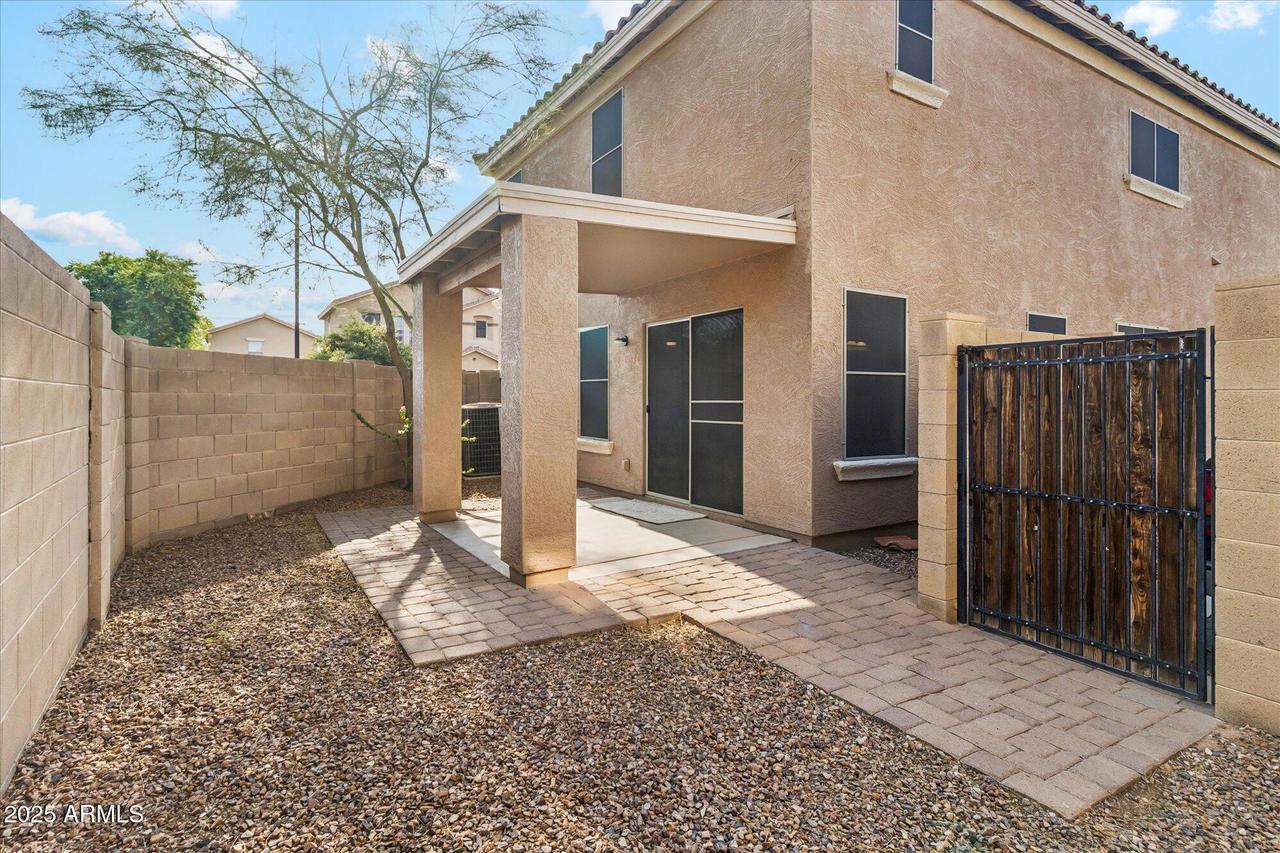 9501 N 82nd Ave., Peoria, AZ 85345