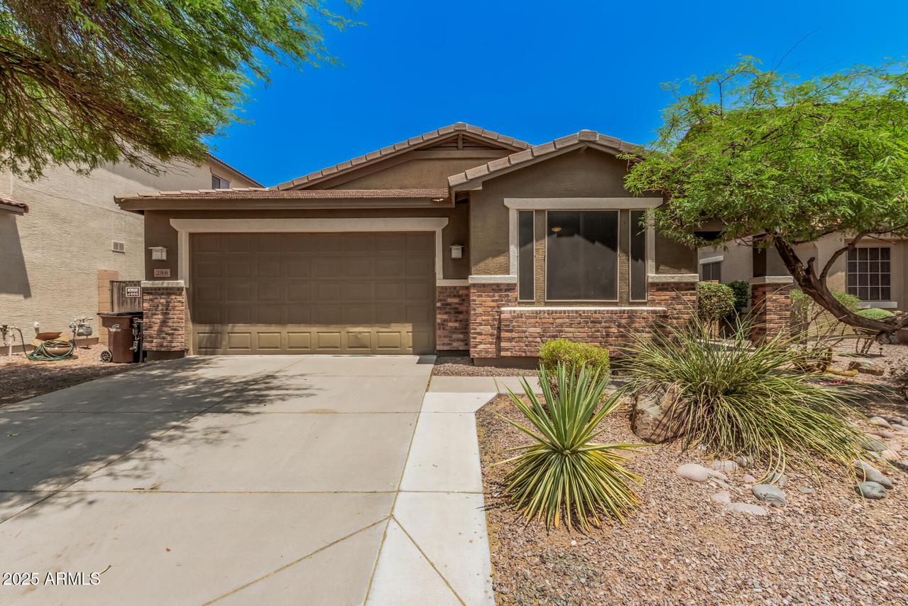 298 E Diamond Tr., San Tan Valley, AZ 85143