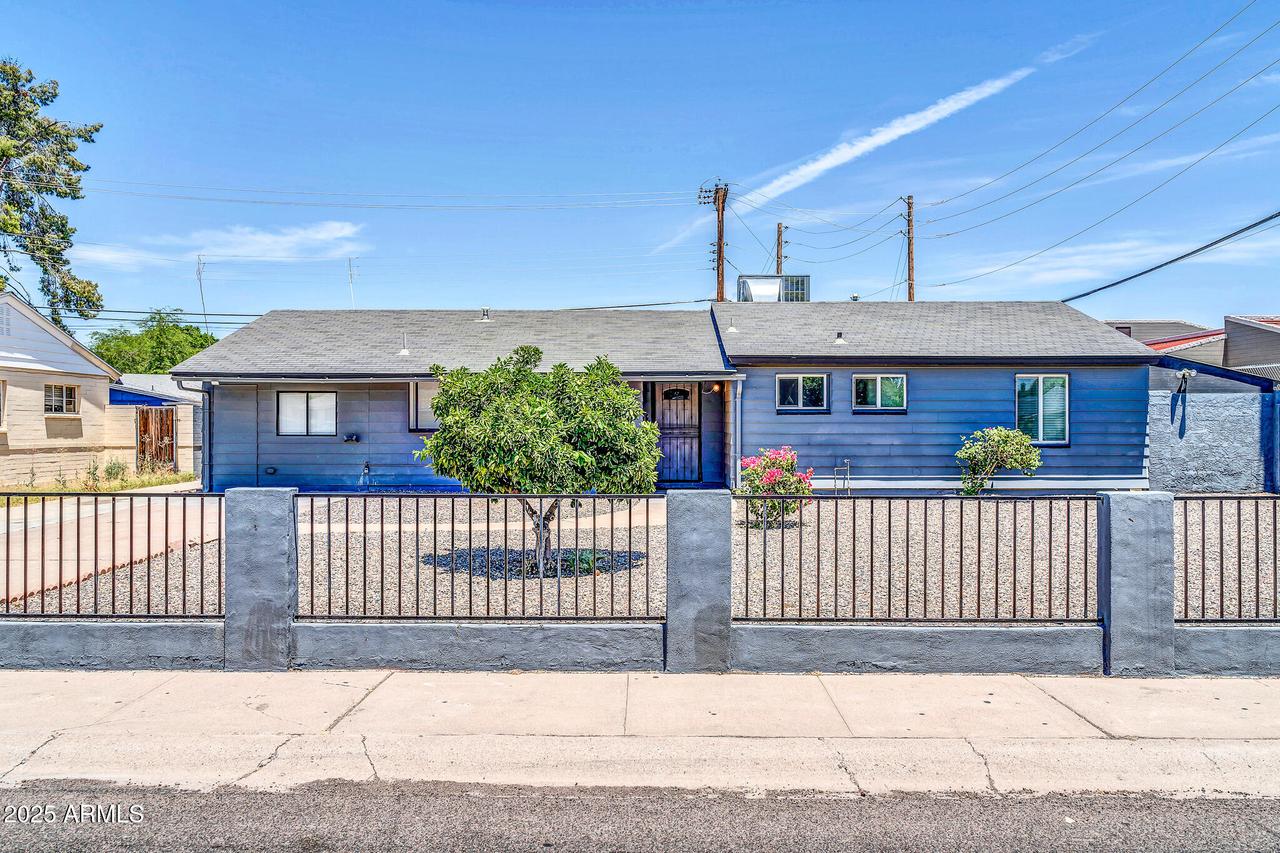 1214 W Highland Ave., Phoenix, AZ 85013