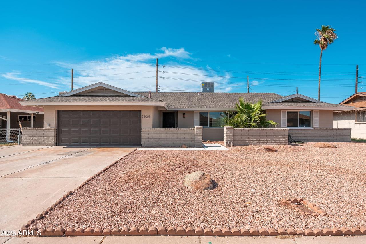3908 W Lane Ave., Phoenix, AZ 85051
