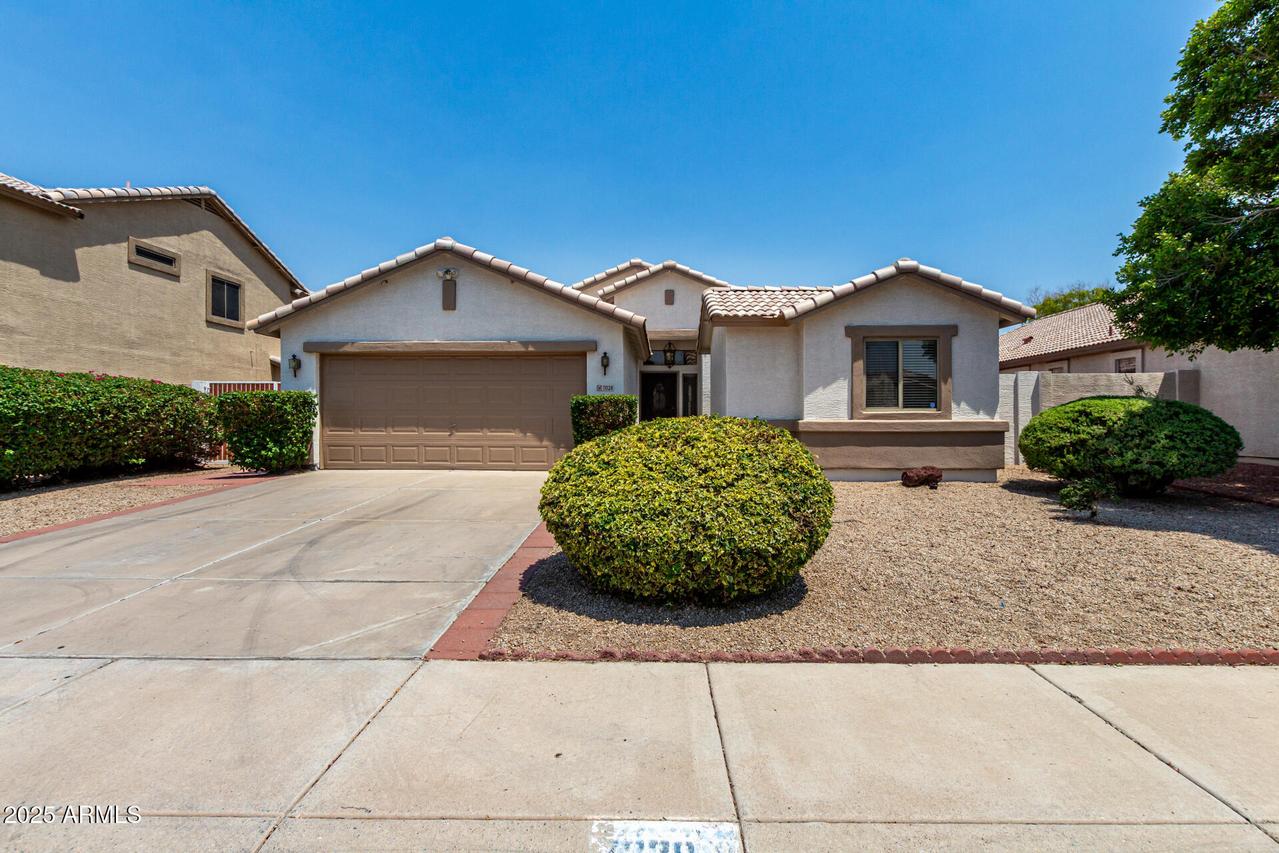 7028 W Keim Dr., Glendale, AZ 85303