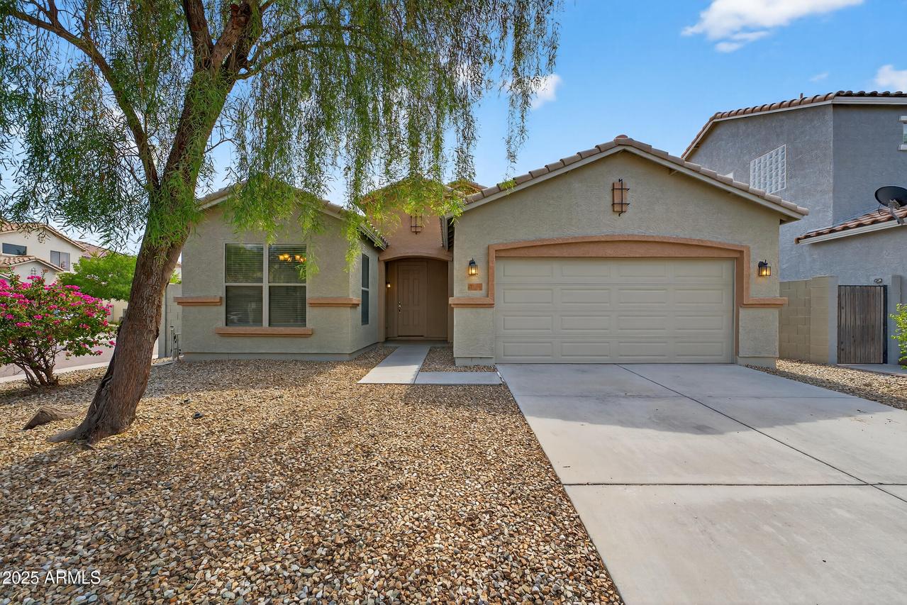 3821 S 100th Glen, Tolleson, AZ 85353