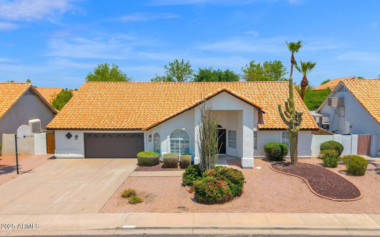 3060 E Menlo St., Mesa, AZ 85213