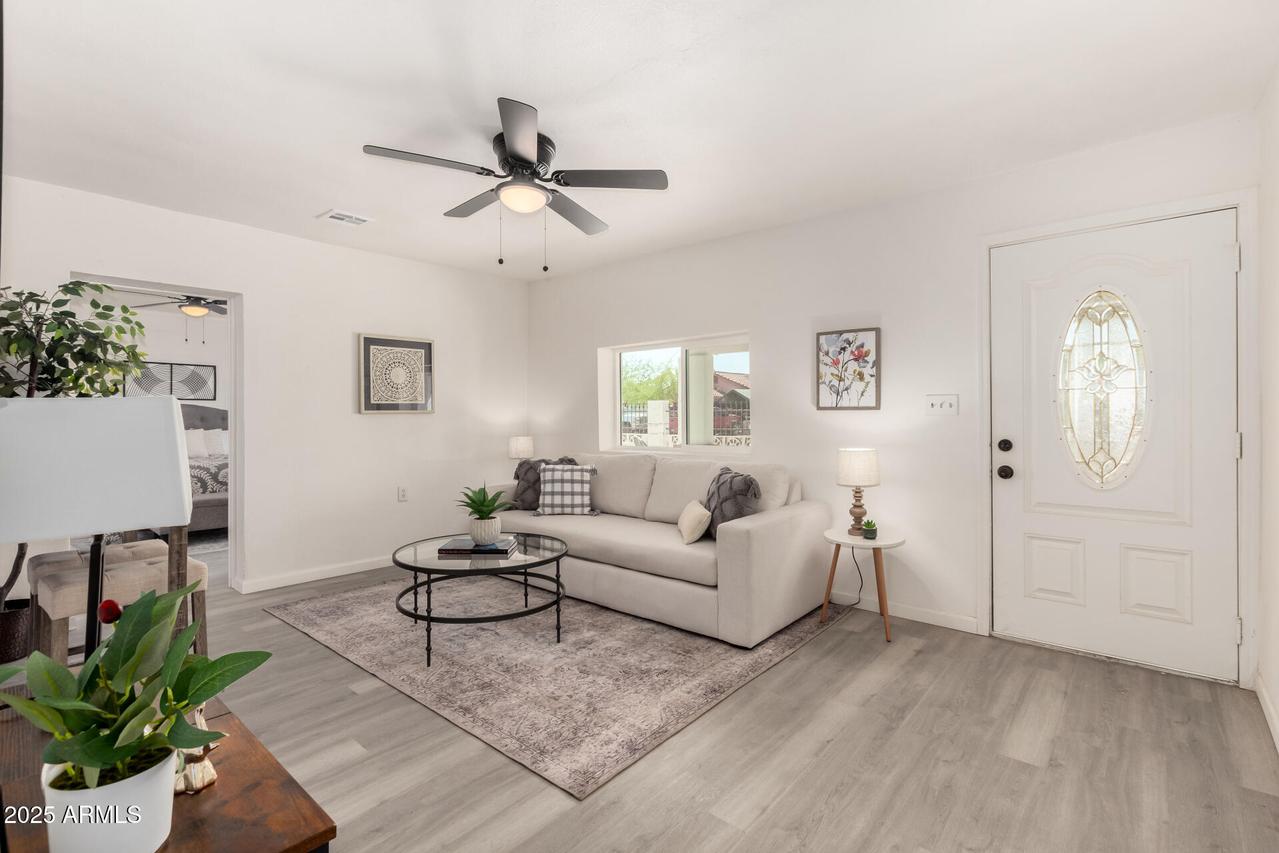 122 E Ash Ave., Casa Grande, AZ 85122