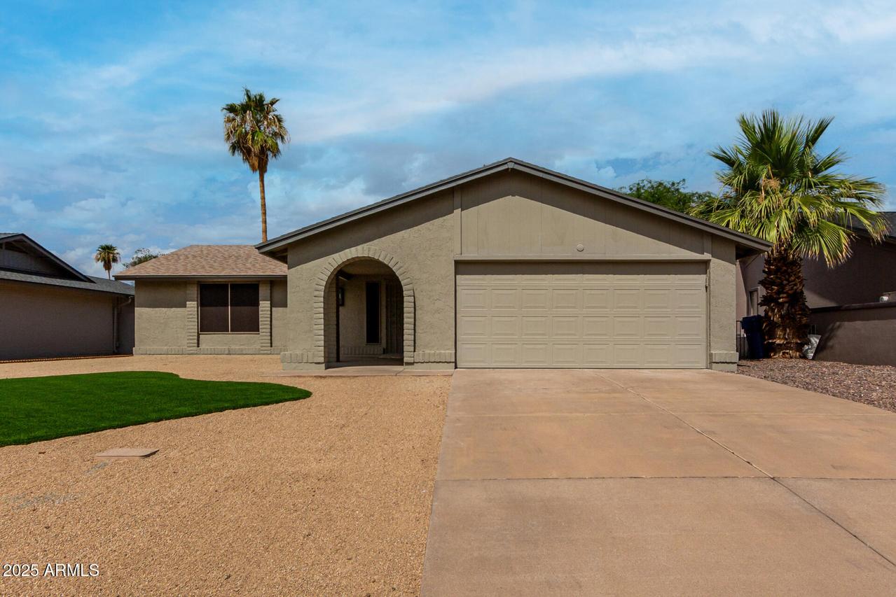 1026 S 72nd St., Mesa, AZ 85208