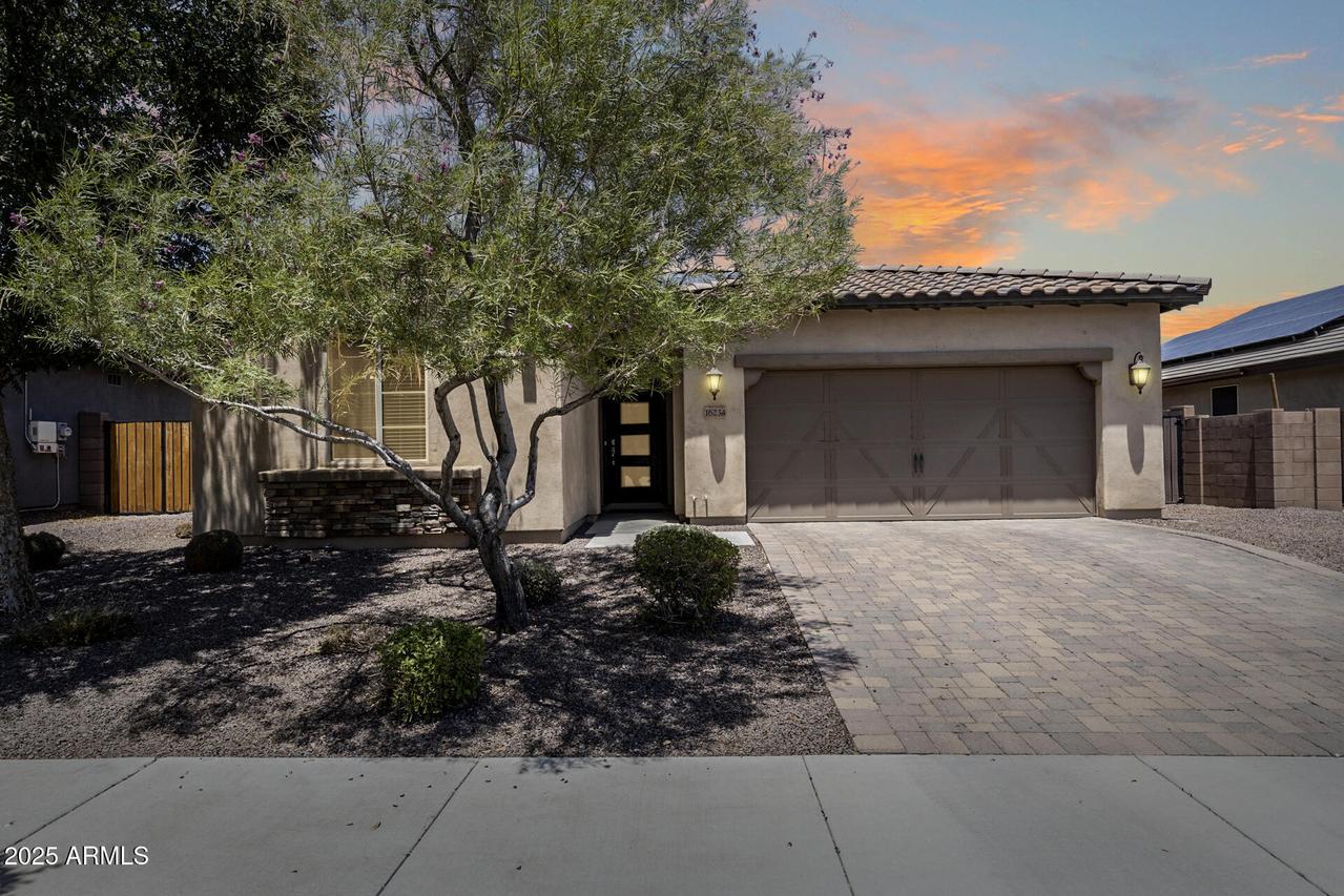 16234 W Cameron Dr., Surprise, AZ 85379