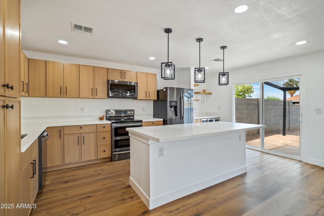 5208 S 44th Way, Phoenix, AZ 85040