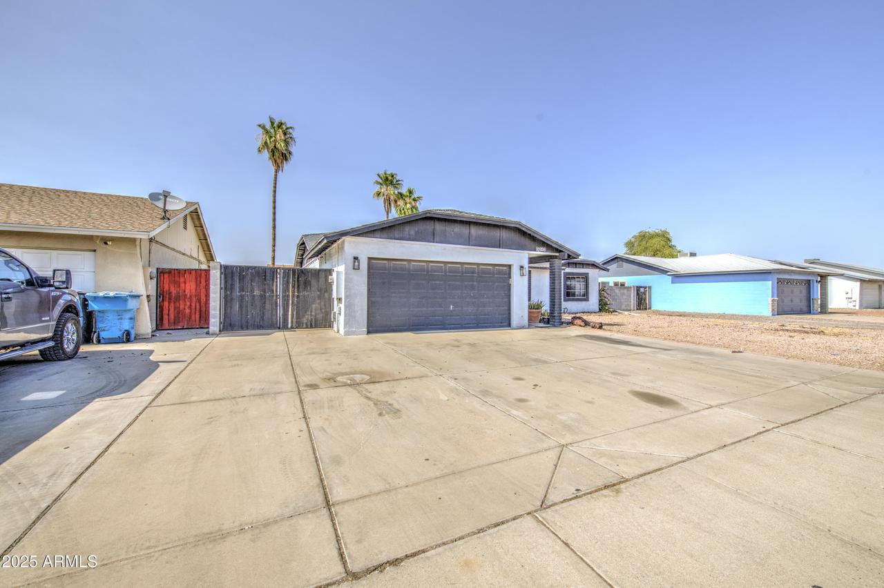 10926 W Roma Ave., Phoenix, AZ 85037