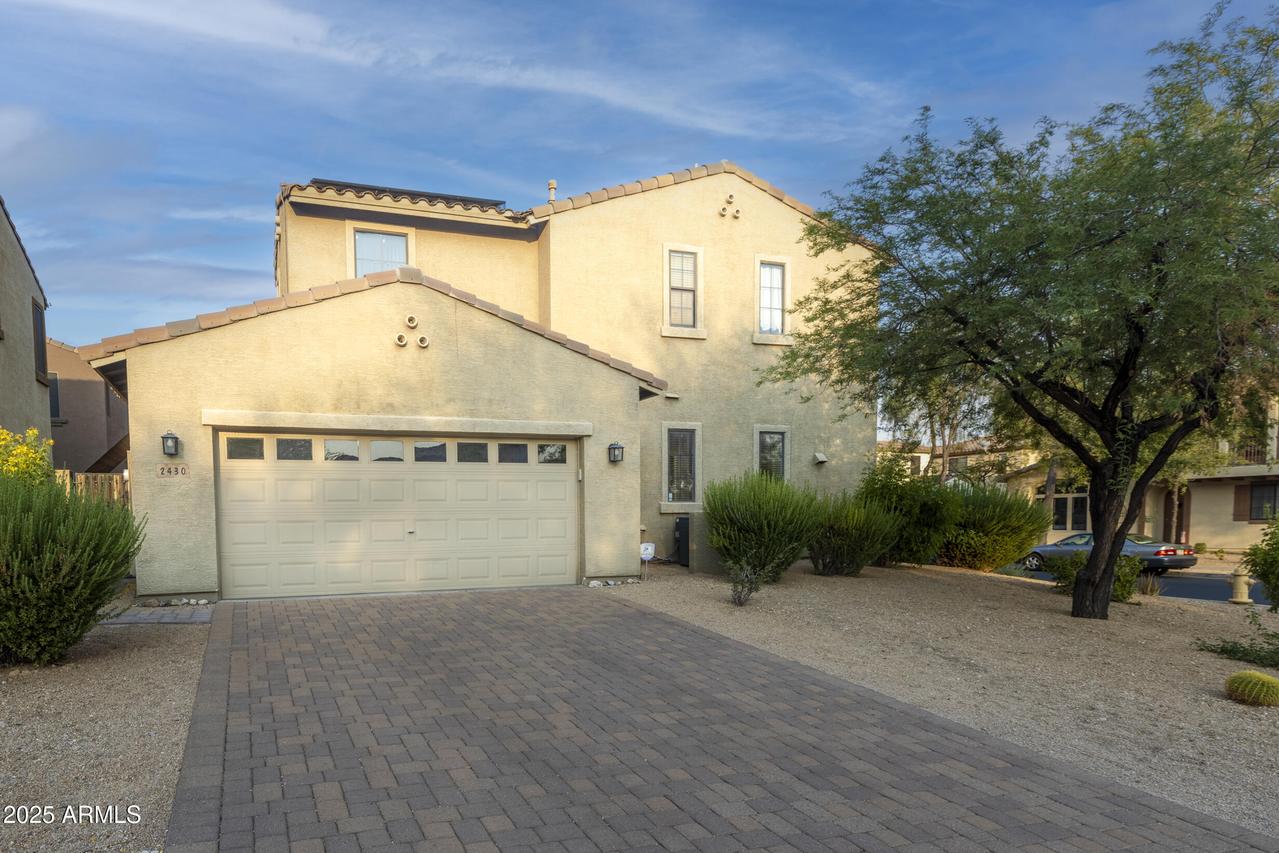 2430 W Jake Haven, Phoenix, AZ 85085