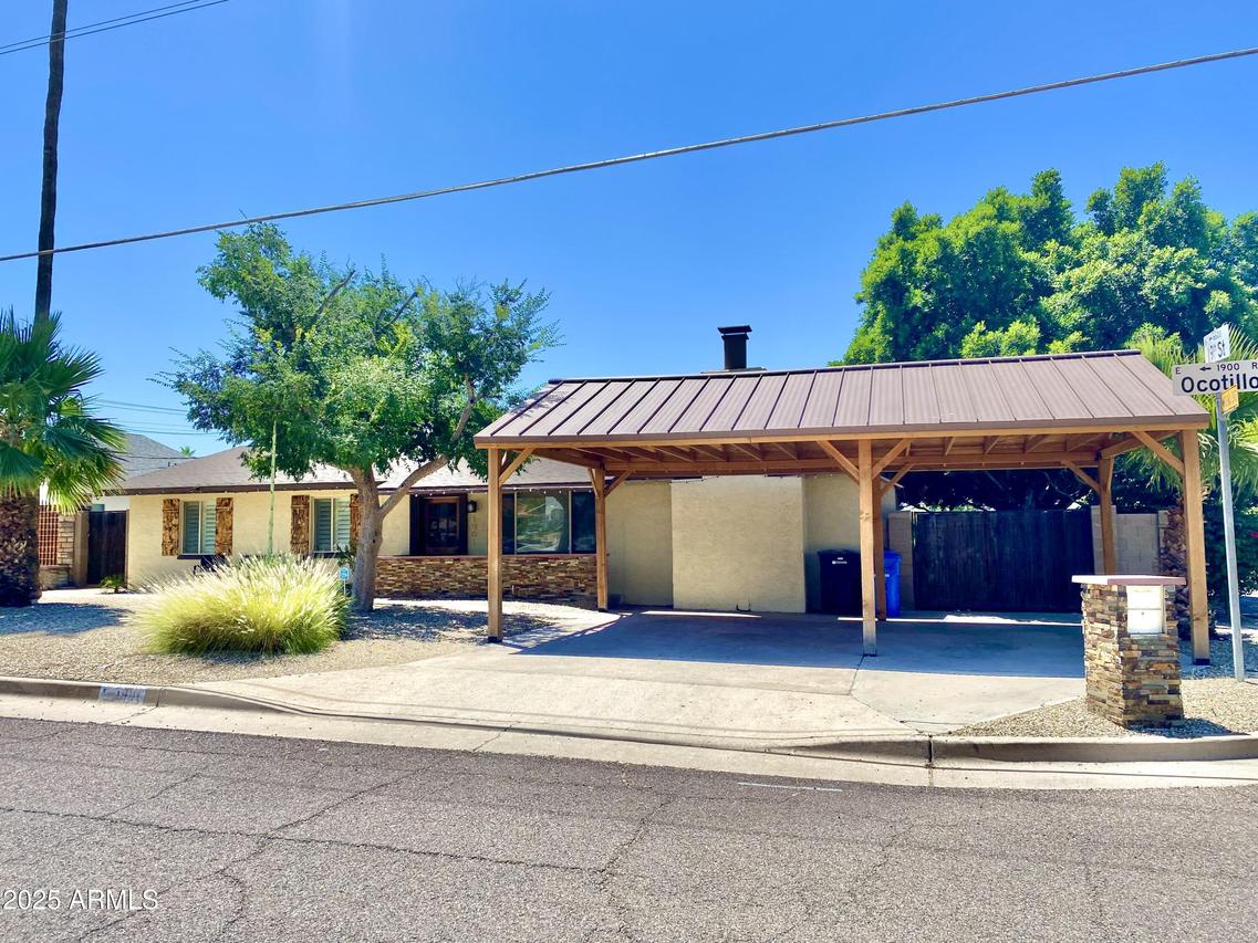 1901 E Ocotillo Rd., Phoenix, AZ 85016