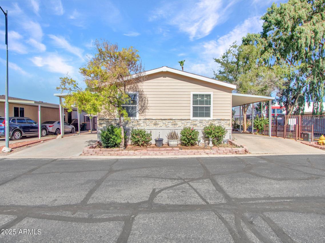 6227 N Litchfield Rd. #1, Litchfield Park, AZ 85340
