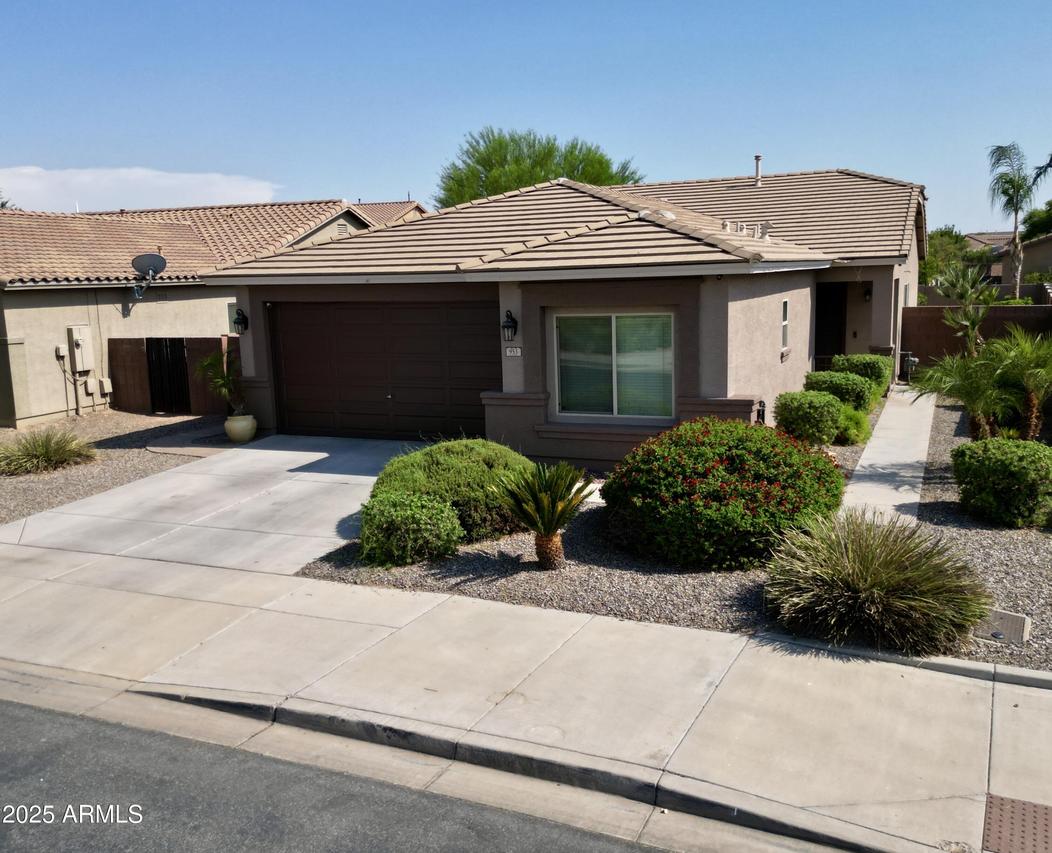 953 W Witt Ave., San Tan Valley, AZ 85140