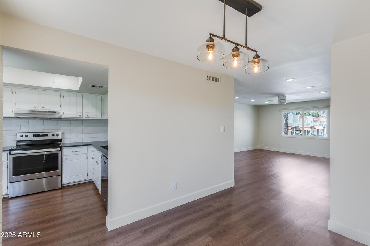 4201 E Camelback Rd. #100, Phoenix, AZ 85018