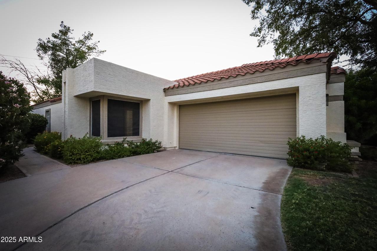 11840 N 40th Way, Phoenix, AZ 85028