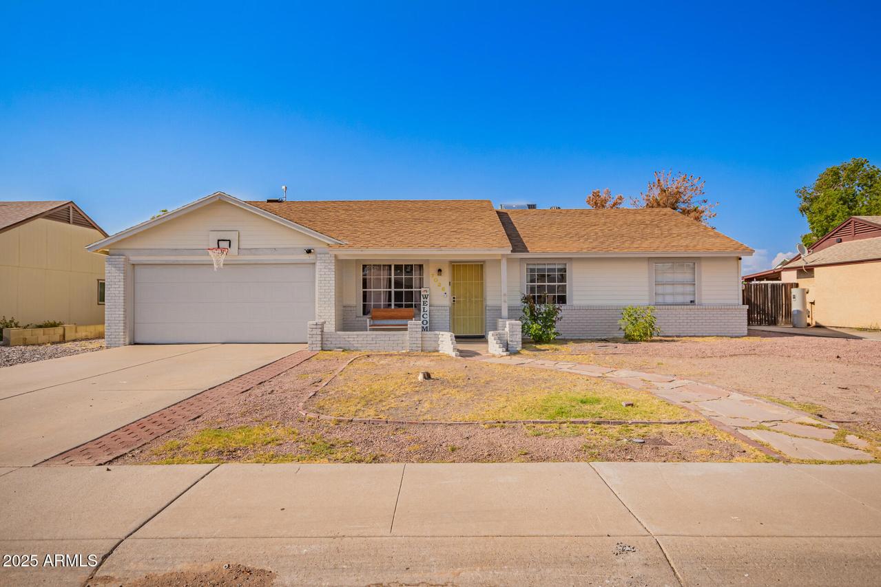 7026 W Jenan Dr., Peoria, AZ 85345