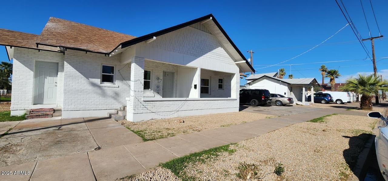 2002 W Jefferson St., Phoenix, AZ 85009