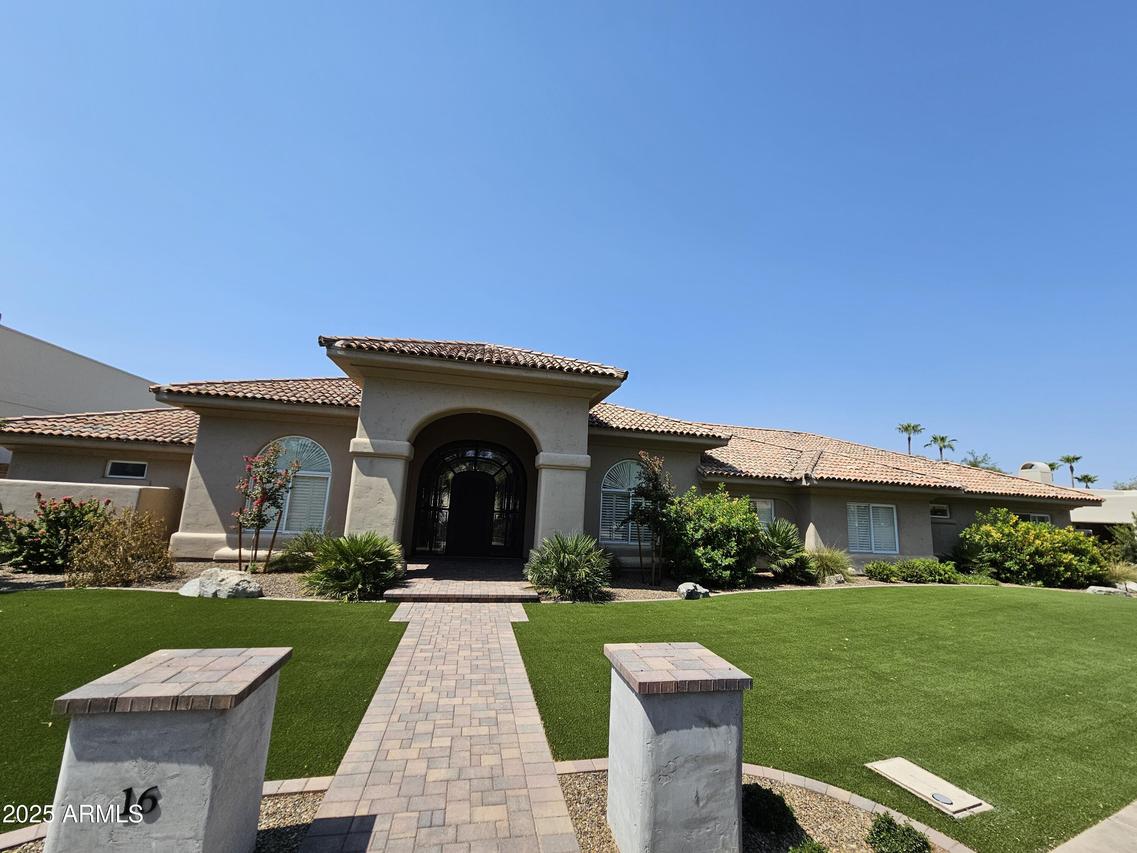 700 N Dobson Rd. #16, Chandler, AZ 85224